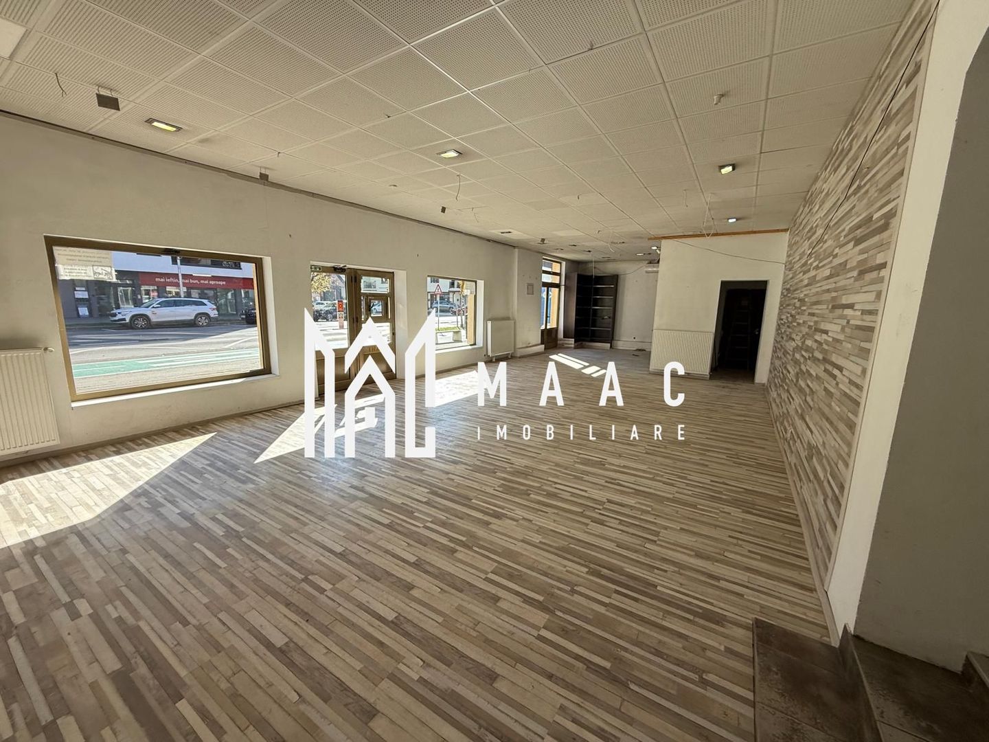 Spațiu Comercial | 110 Mp | Loc de Parcare |  Calea Dumbrăvii - Poză 2