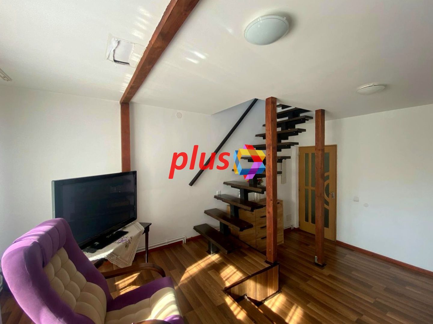 Casă cu 3 camere 95 mp, Teren 109 mp Brasdov - zona Craiter Coresi - Poză 7