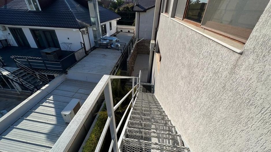 Imobil D+P+2E in Eforie Nord, langa Complexul Steaua de Mare - Poză 34