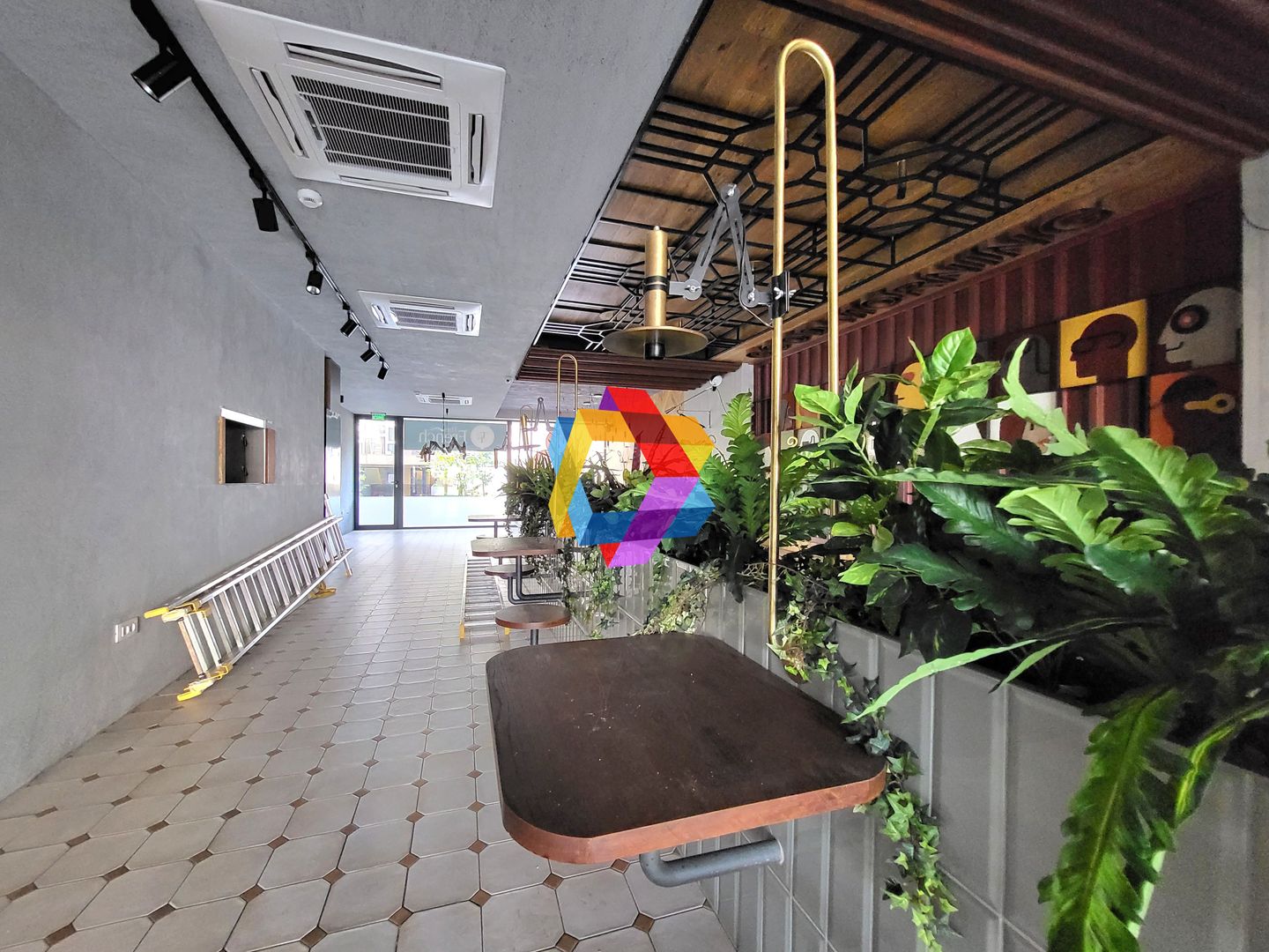 Spatiu comercial in zona Coresi cu finisaje premium - 224 mp - Poză 4