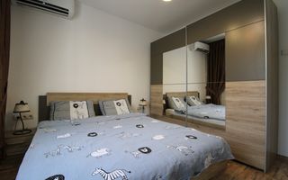 Zona Lipovei, 2 camere, centrala proprie - Poză 4