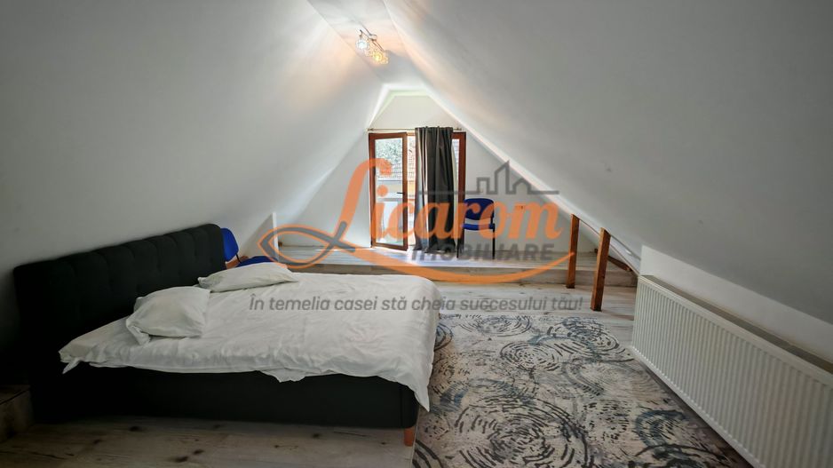 Vila 10 camere,pretabil compartimentare in 2 unitati separate,ASTRA. - Poză 15