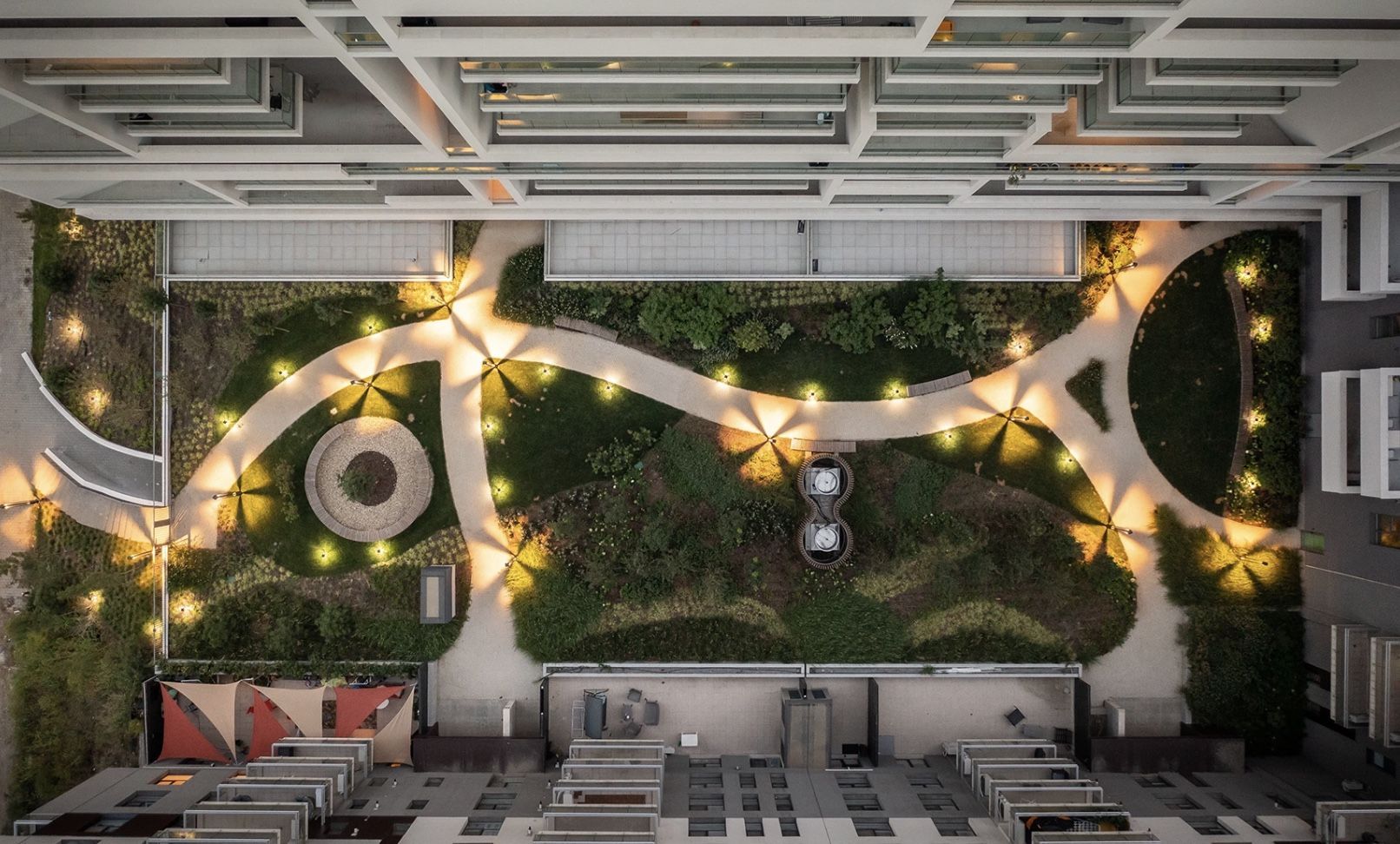 Prima Vista - Poză 2