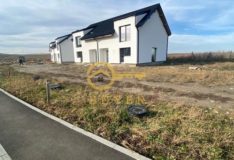Casa tip duplex 380mp teren- Sura Mica- Ansamblu nou - Poză 7