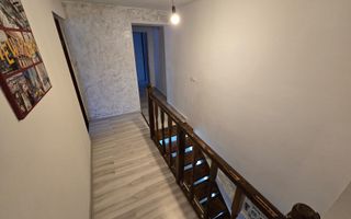 Casa 7 camere 3 bai 2 intrari Zona Garii - Poză 14