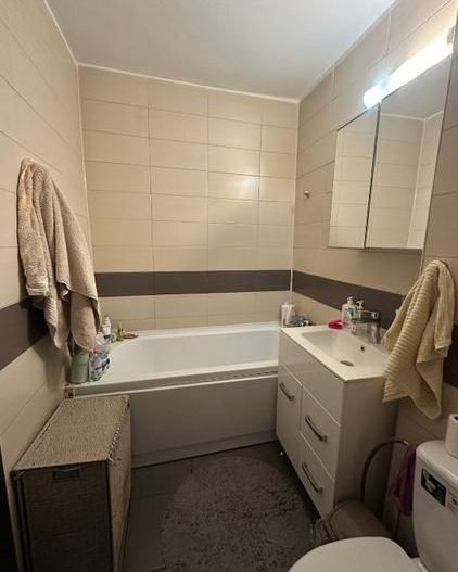 Apartament 2 camere metrou 1 mai - Poză 9