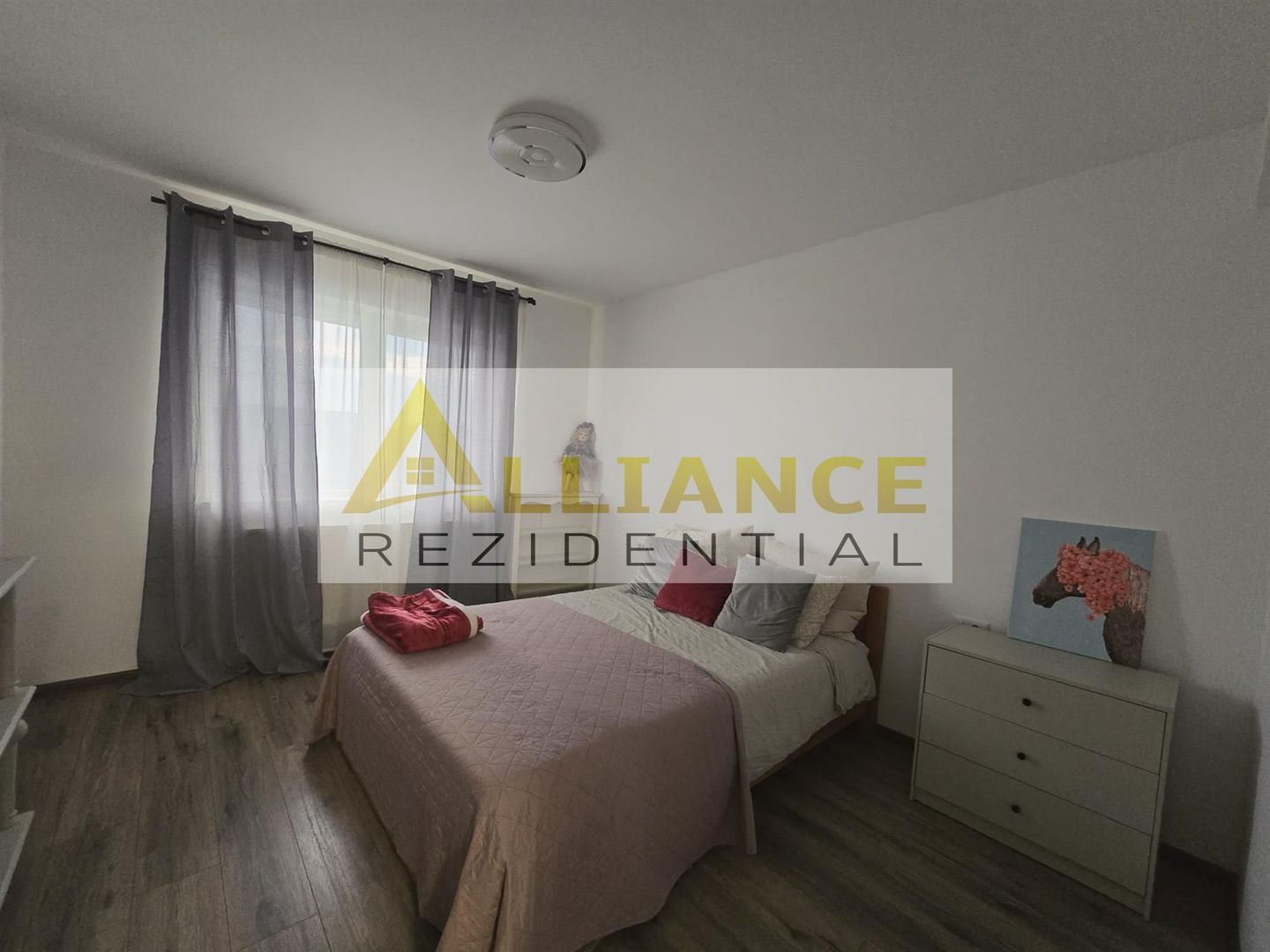 Casa individualabine amplasatamobilata/utilata modern.Pret imbatabil. - Poză 11