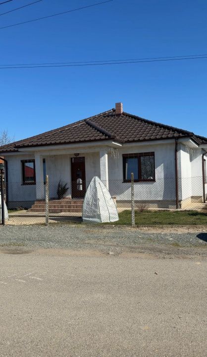 De Vânzare Casă Lazuri Satu Mare - Poză 2