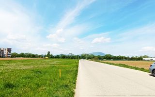 teren cu PUZ de case, in Cristian-Brasov,cu utilitati - Poză 1