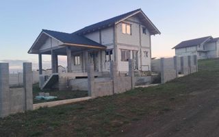 Casa de vanzare, 3 camere, curte,  Orizont Alba Iulia - Poză 2