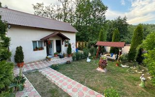 Casa 4 camere, anexe, recent renovata, foisor, teren 781mp, Izvoru, DB - Poză 14