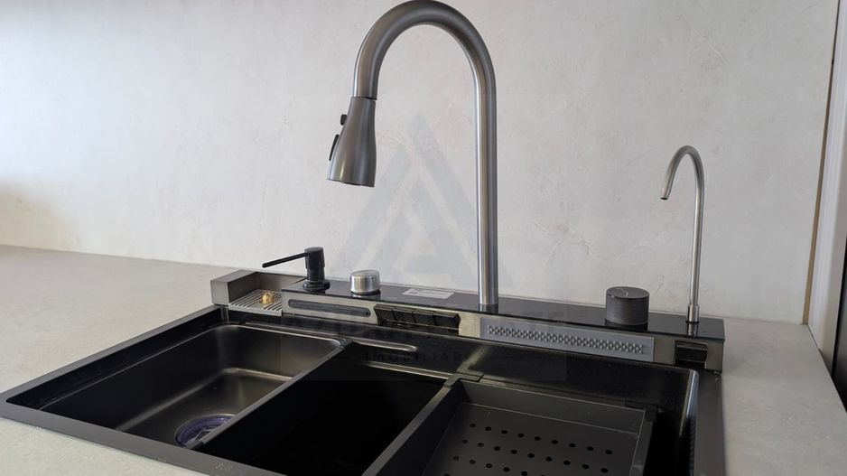 Casa 130 mp utili 4 camere 2 bai garaj curte individuala in Selimbar - Poză 9