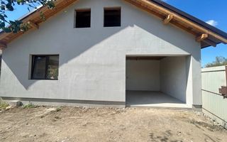 Casă de vânzare Sibiu | Trei Stejari | 4 camere | 320 mp - Poză 1