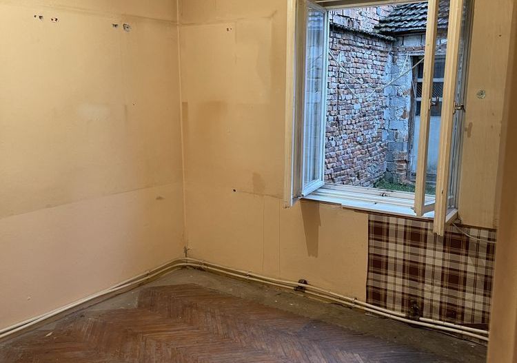 CASǍ DE VÂNZARE în mun. Satu Mare (Zona 14 Mai) - Poză 3