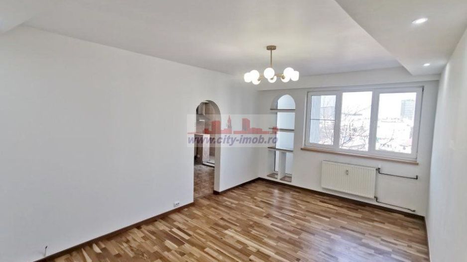 Vanzare Apartament 2 camere Mihalache, 115.000 euro,  Renovat Integral - Poză 2