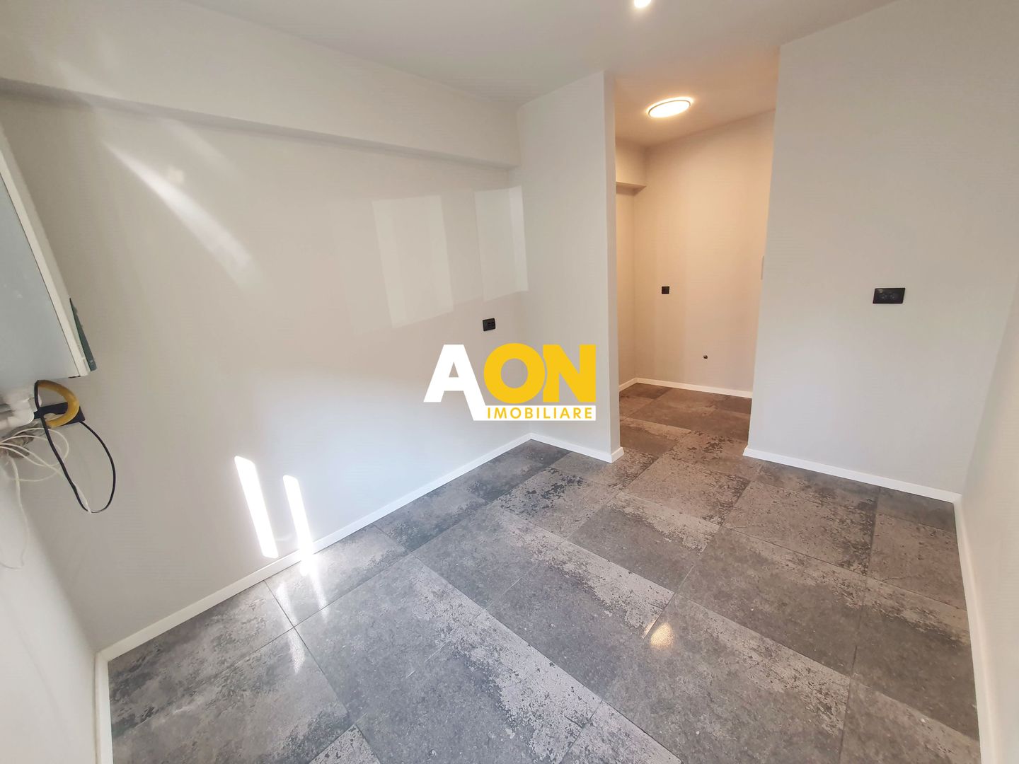Apartament 2 camere, etaj 1, renovat complet, ultracentral - Poză 11
