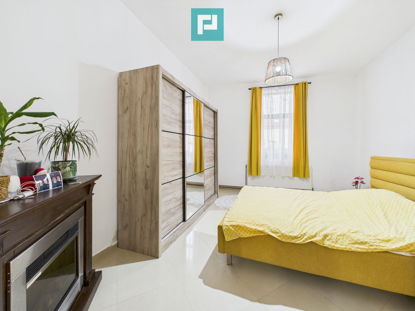 Casa cu 6 camere in Parneava - Poză 6