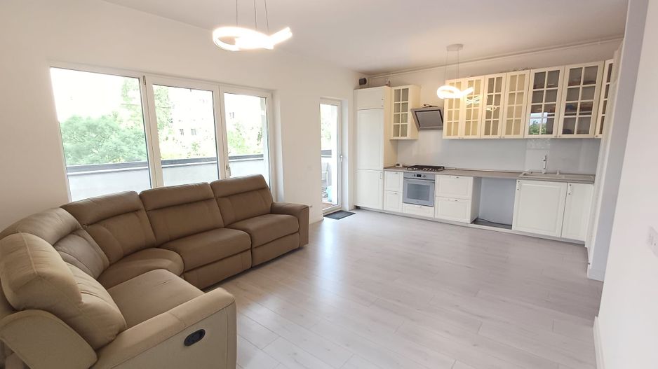 Apartament 3 camere Central District Fizicienilor Camil Ressu I.O.R. - Poză 1