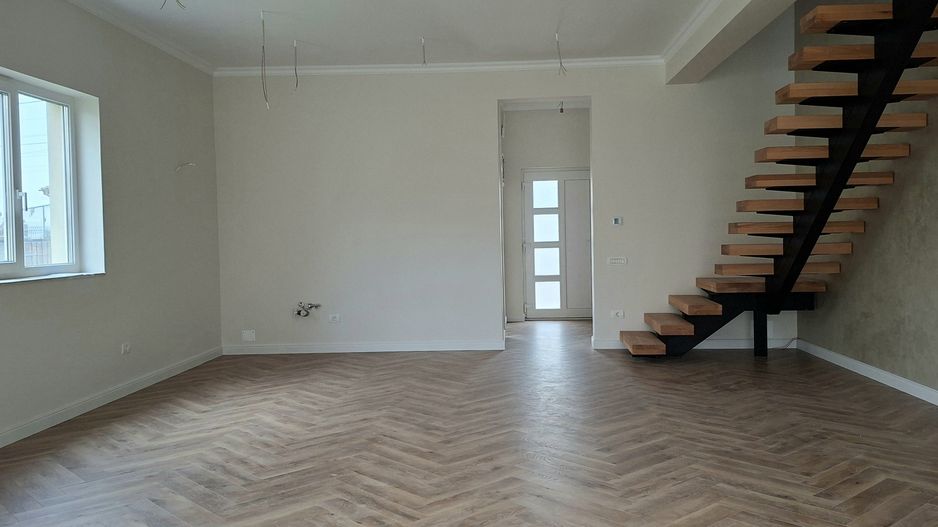 Duplex cu 4 camere - Parcul central Dumbravita - Poză 4