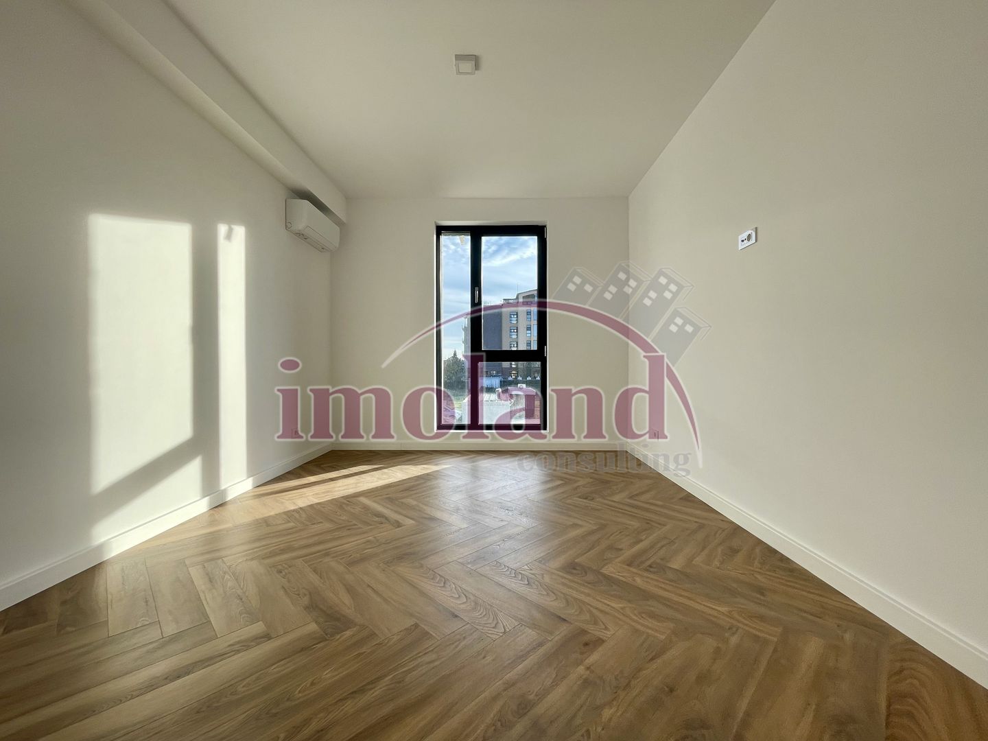 Vanzare Vila 250 mp 6 camere 4 bai, finisaje premium | Iancu Nicolae - Poză 15