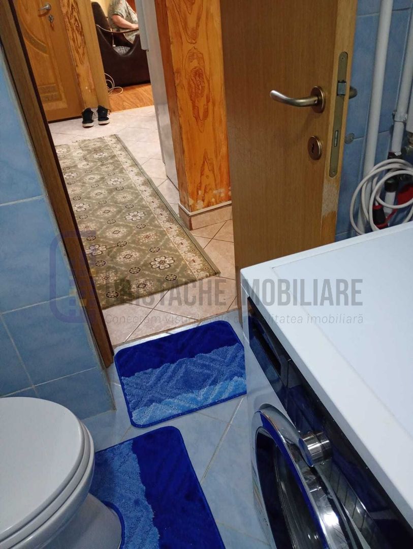 Inchiriez apartament 2 camere - Poză 1
