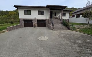 Casa 6 camere,300 mp,2500mp teren, Valea Iubirii,0% comision - Poză 1