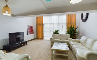 Casă în Ghermănești, Snagov – Eleganță și confort cu vedere la lac - Poză 4