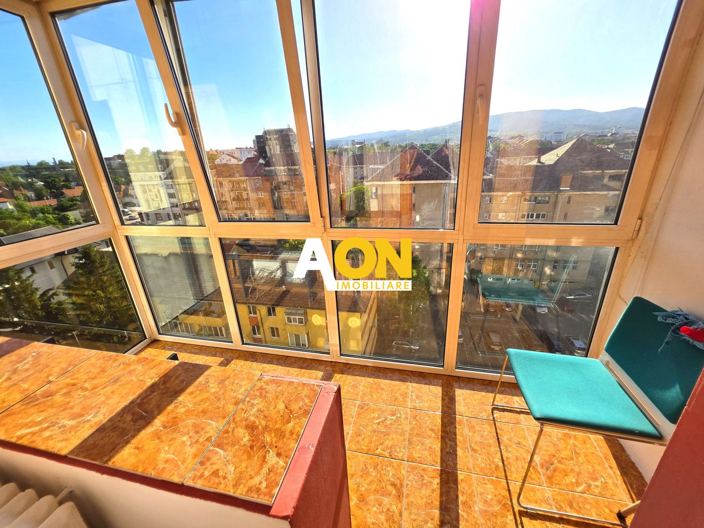 Apartament 3 camere, decomandat, mobilat, utilat, 64 mp, ultracentral - Poză 2