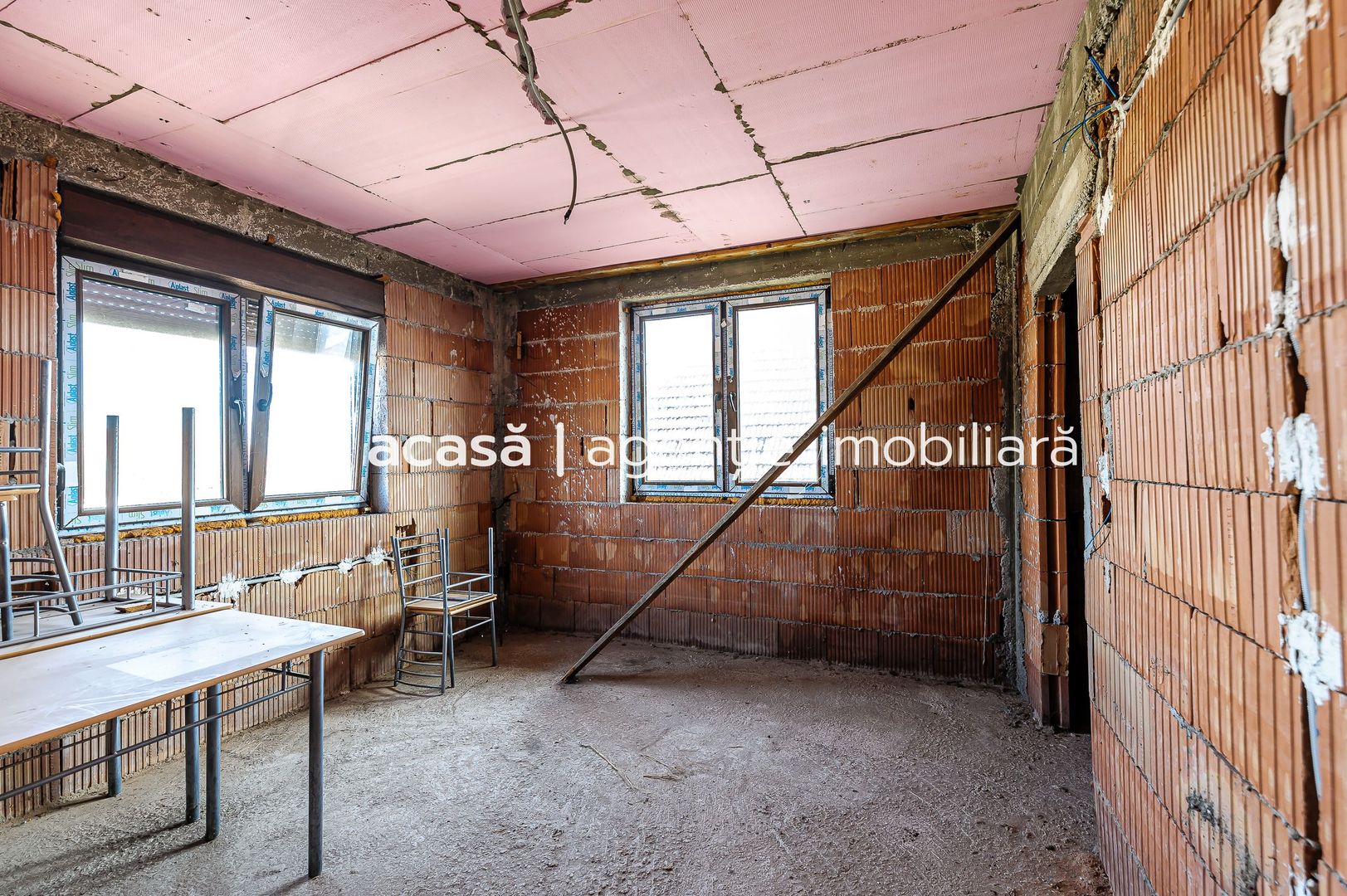 Casă nouă 6 camere semifinalizată în Sântana - Poză 7