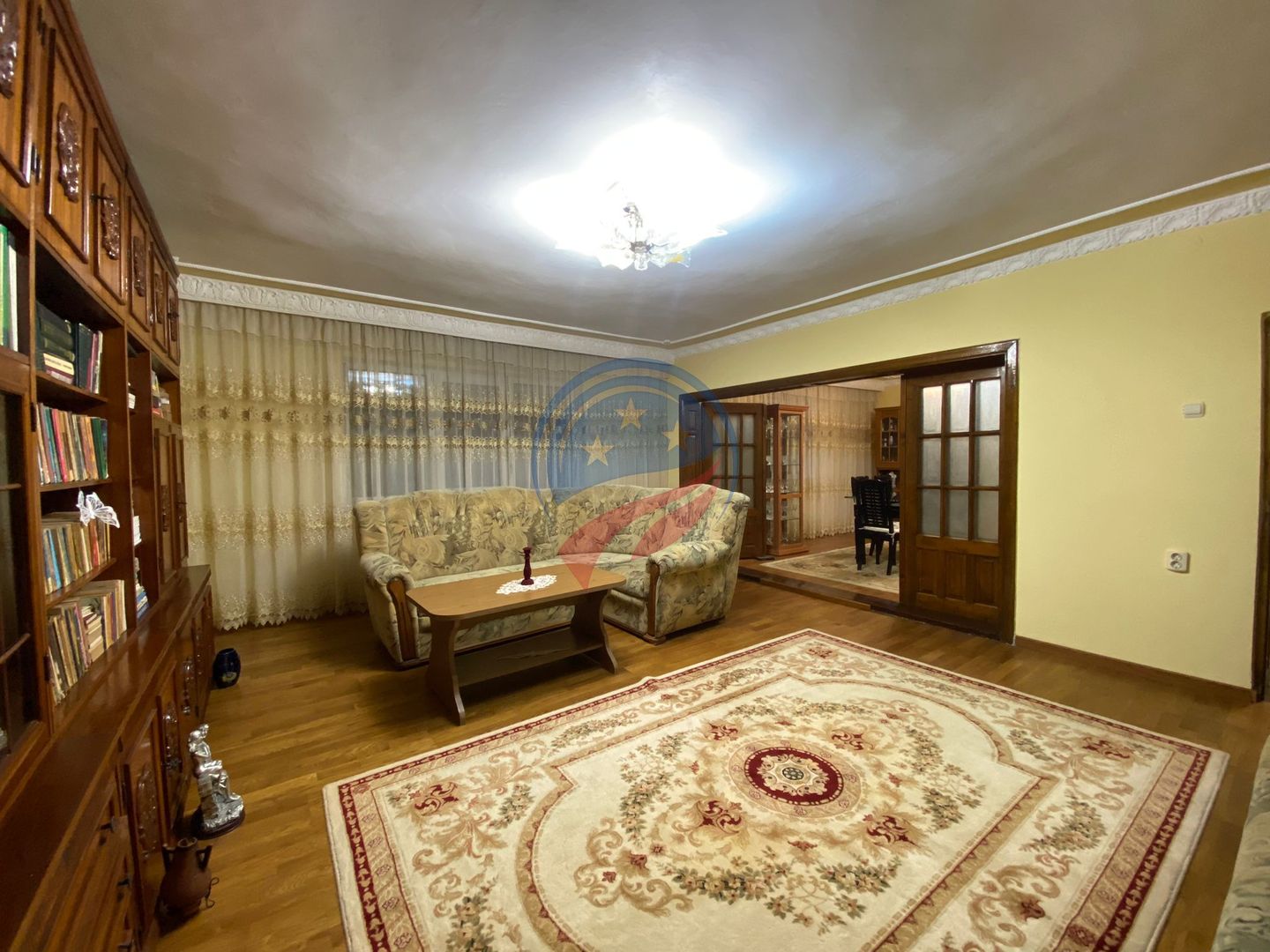 VILA GENEROASA CU TEREN 720 METRI IN APROPIEREA  ELECTROPUTERE MALL - Poză 4