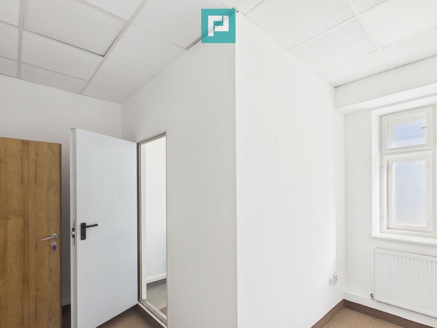 Birouri Ultracentrale, 185,5 mp, Parcare Proprie - Poză 7