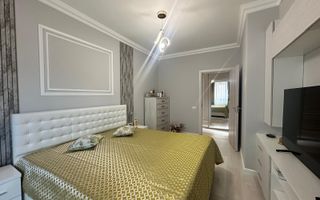 Apartament 3 camere de vanzare Zona Compozitorilor - Poză 5
