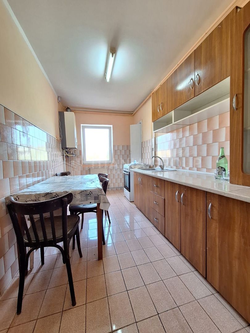 Apartament 3 camere de inchiriat, pet friendly - Poză 1