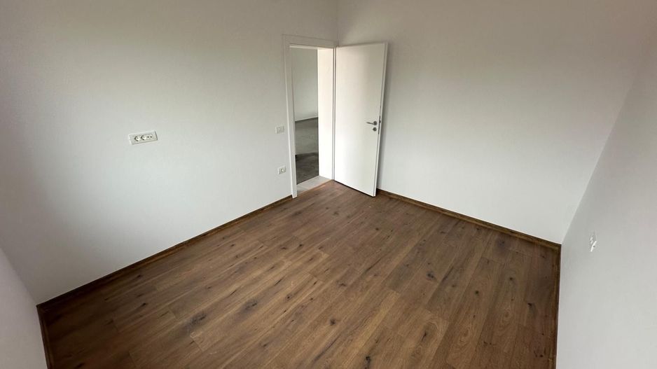 DUPLEX SPATIOS - Poză 3