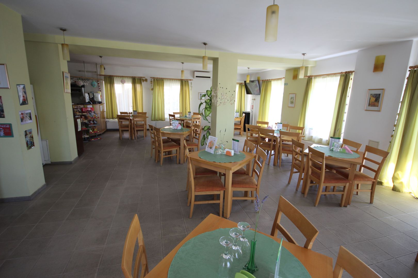 Spațiu comercial de vânzare - Poză 2