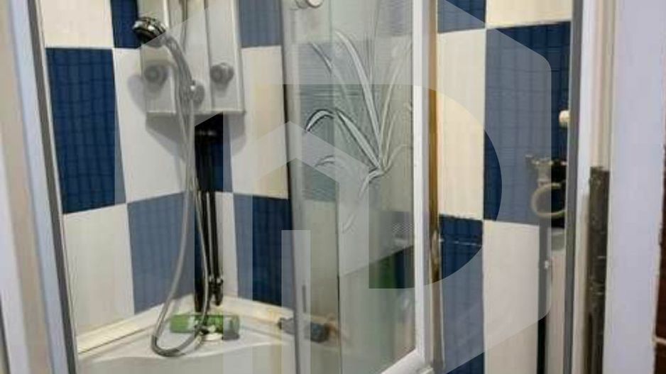 Etaj 1 / Garsoniera mobilata si utilata / Mutare imediata - Poză 2