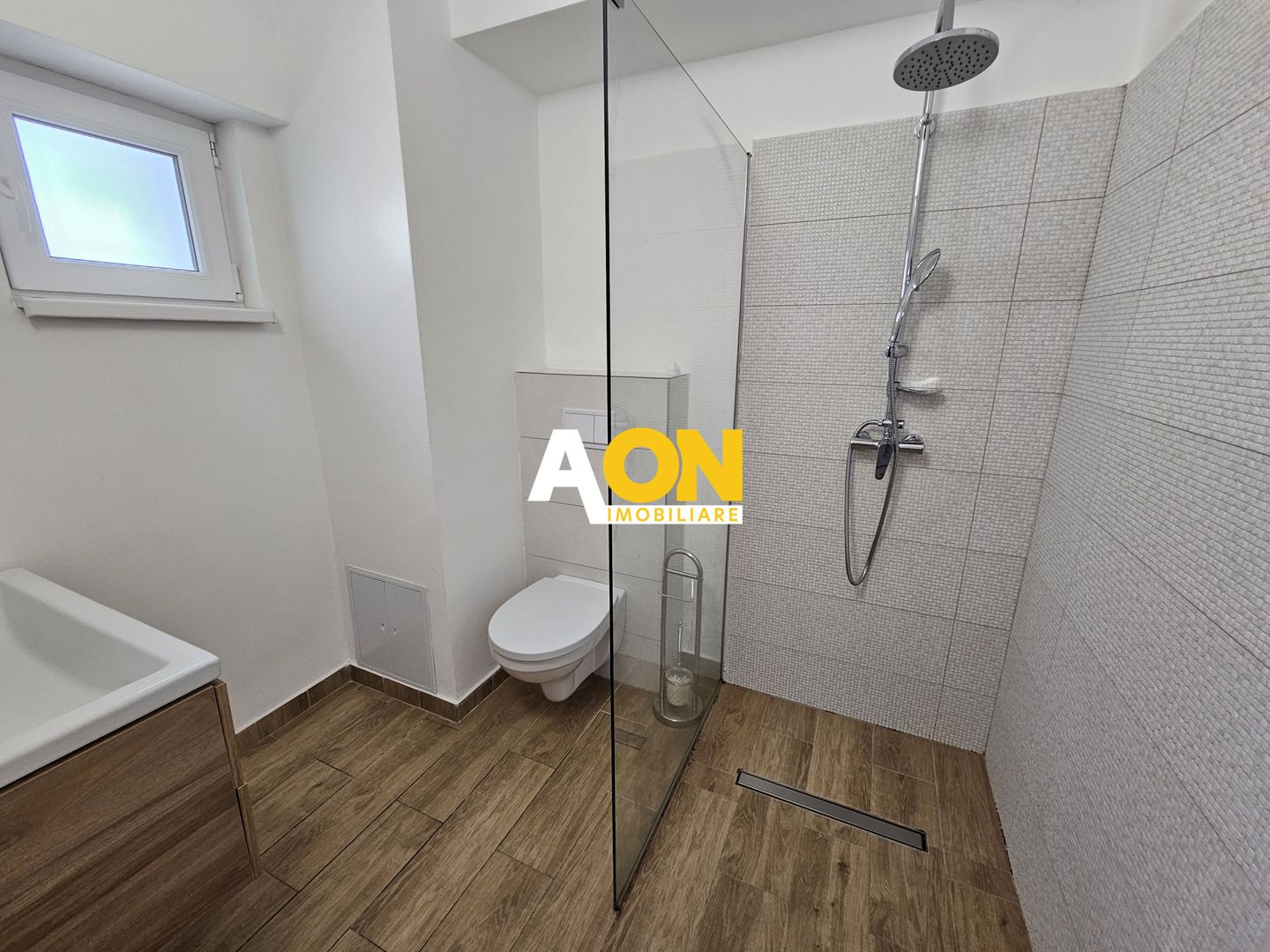 Apartament cu 2 Camere, Etaj Intermediar, Zonă Ultracentrală - Poză 5
