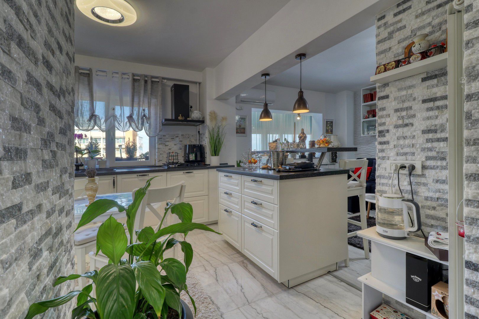 2 Camere Marriott-  la cheie-  Nou! - Poză 4