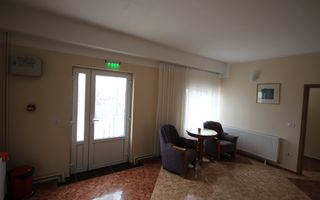 Vila  destinatie camin batrani - Poză 11