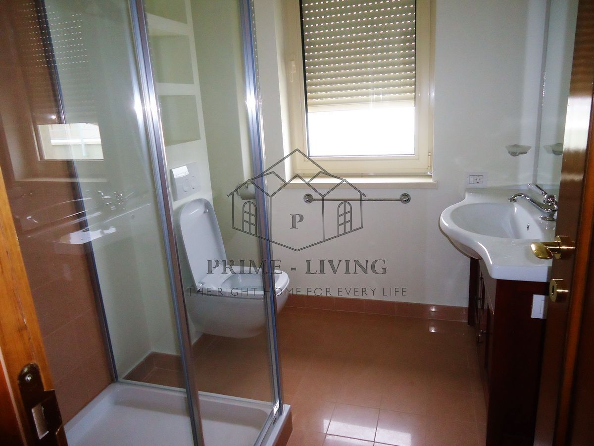 PENTHOUSE IMPRESIONANT CU 5 CAMERE LA INCHIRIERE LANGA PARC HERASTRAU - Poză 12