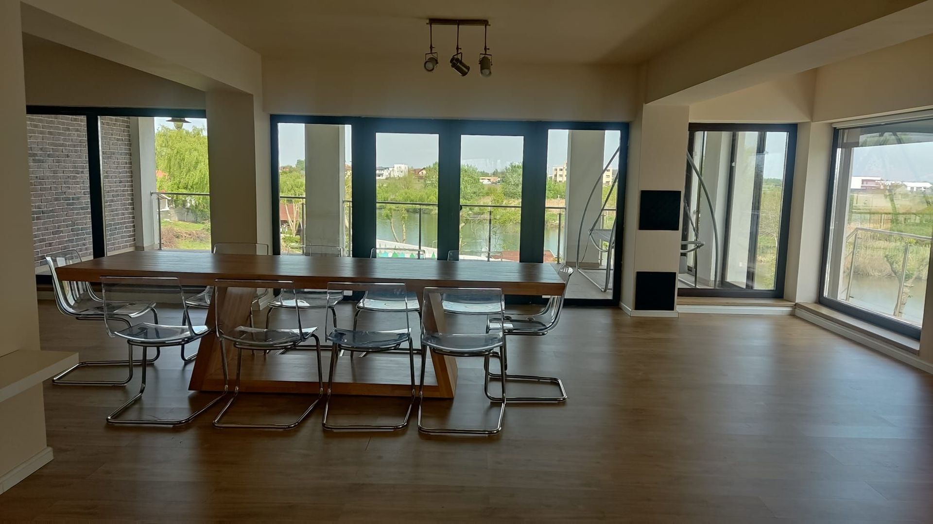 Vila Premium în Corbeanca |langă Paradisul Verde|Vedere superbă la lac - Poză 2