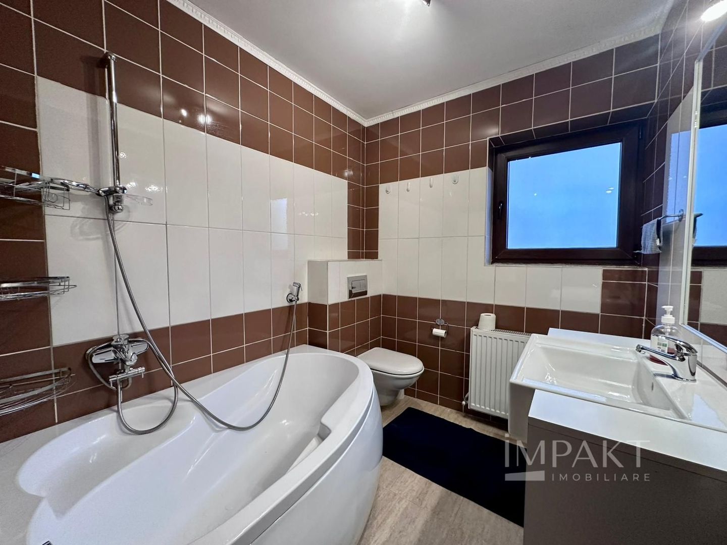 De inchiriat apartament 4 camere, 120 mp, terasa 45 mp, Buna Ziua - Poză 9