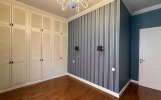 Apartament modern la vila cu gradina si teren 263mp aproape de centru - Poză 15