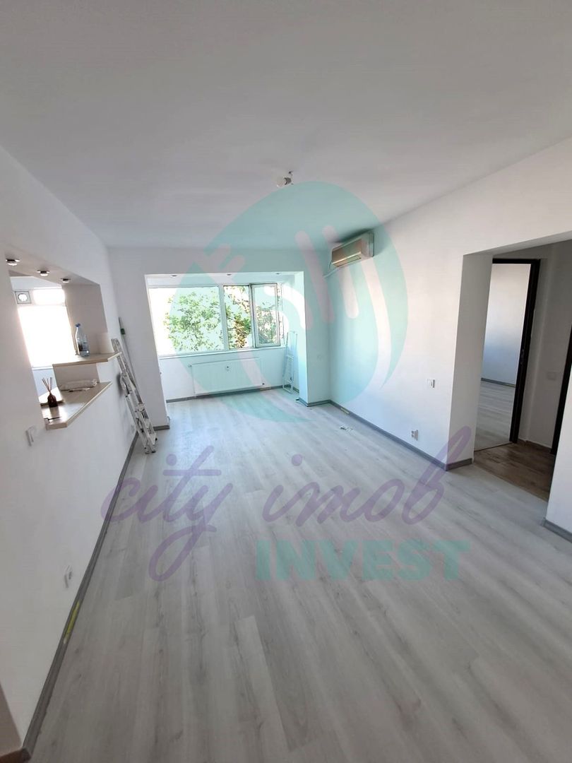 2 camere luminoase aproape de metrou Crangasi - Poză 1