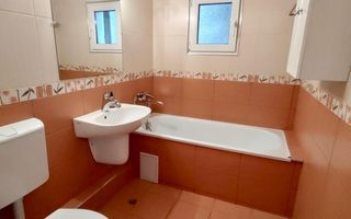 Apartament cu 4 camere decomandate, bd. Titulescu. - Poză 11