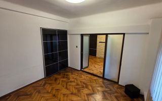 Apartament cu 3 camere-Parcul Carol-Monetarie-cu centrala+loc de parcare - Poză 4