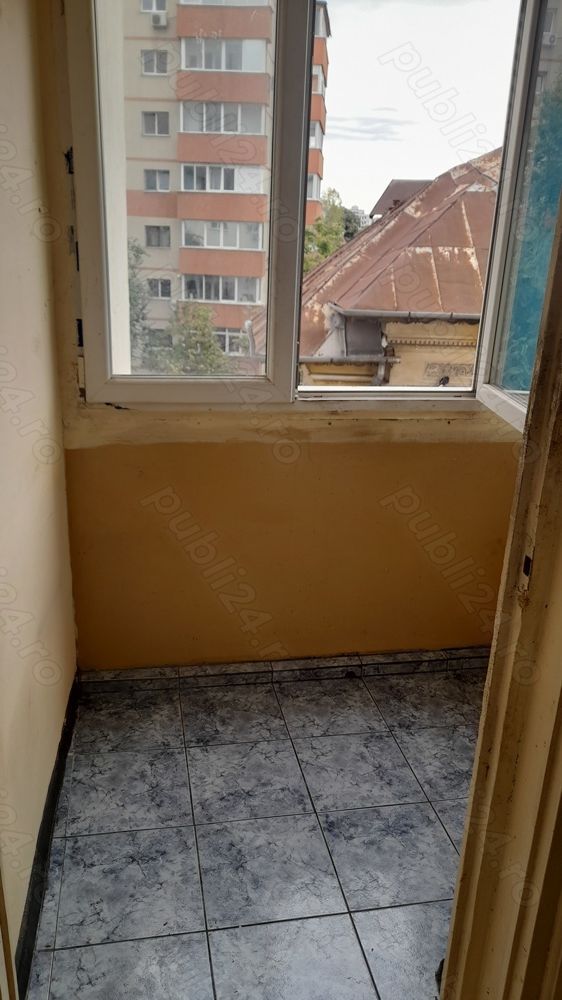 De vanzare ap 4 camere decomandat blv.Dacia - Poză 9