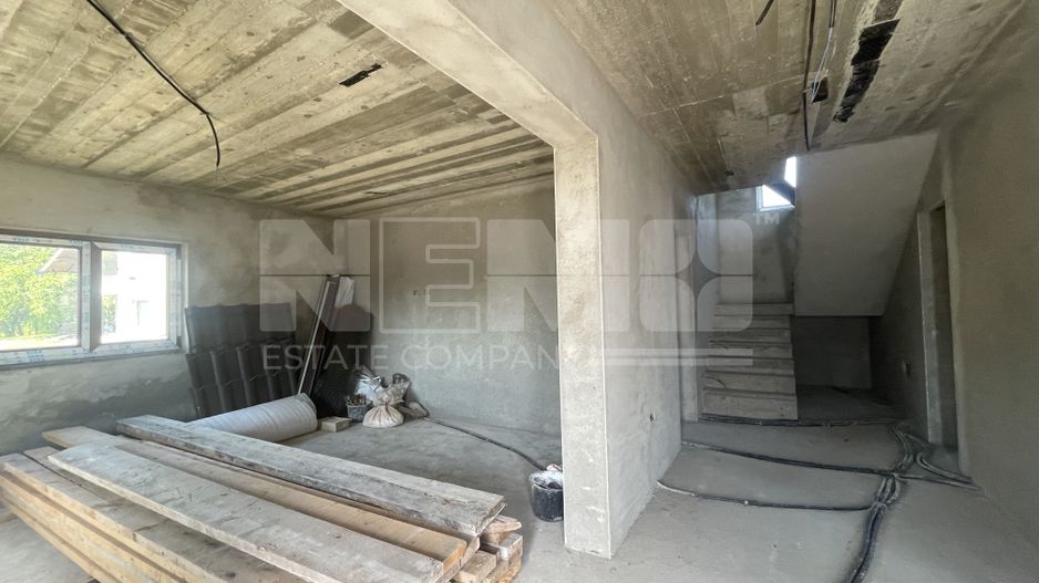 CASA LA ROSU DIN CARAMIDA + GARAJ I 12,5 ARI I VICOV DE SUS I - Poză 12