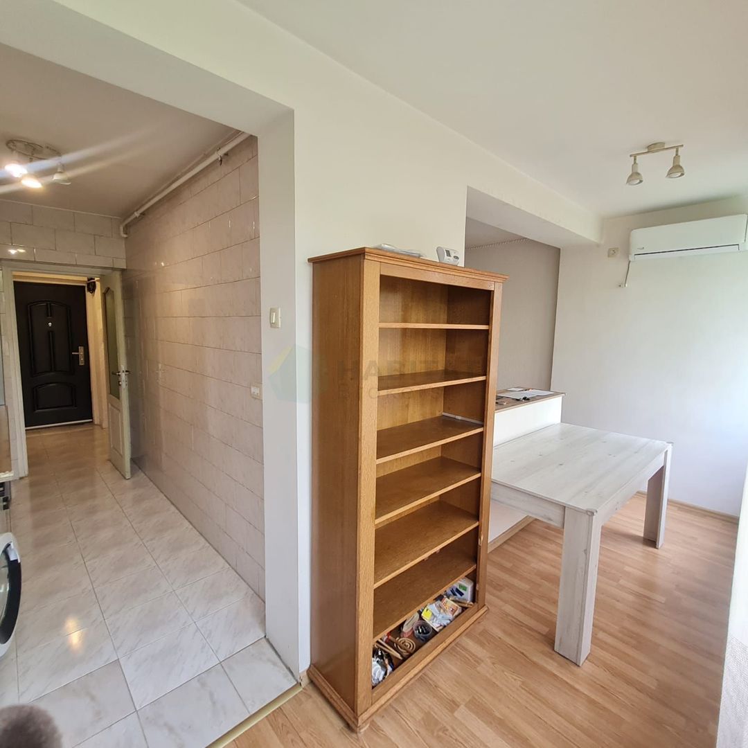 Apartament spațios de vânzare – 2 camere (extins la 3) – Cartier Pajura, Bucu - Poză 8