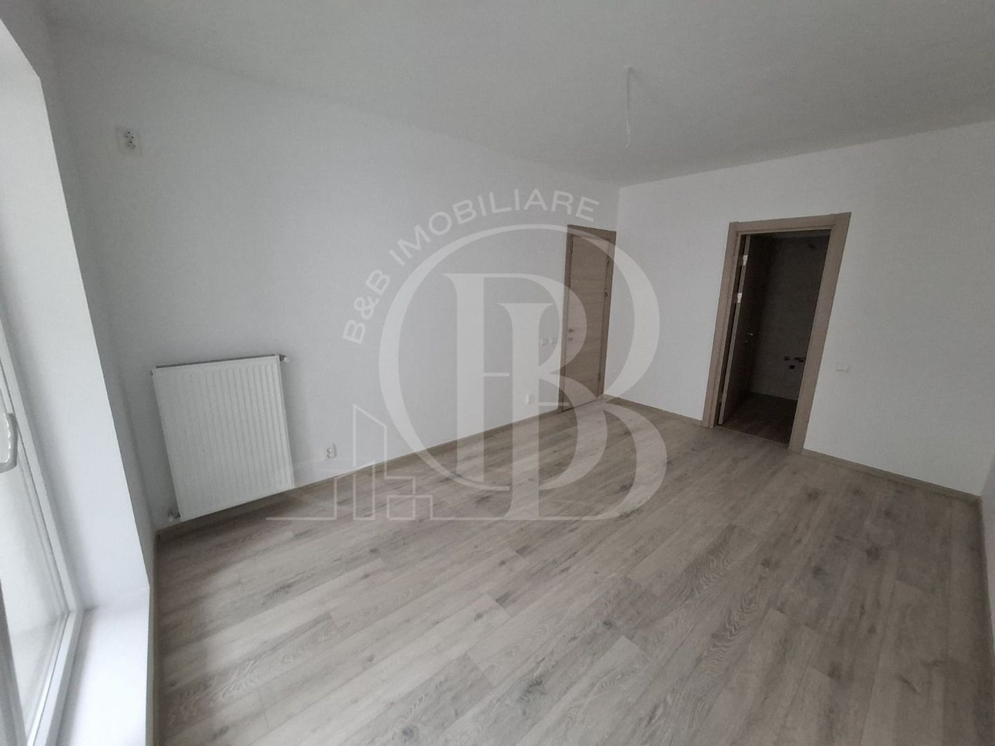 Apartament 3 camere FINALIZAT 100mp Loc parcare inclus - Poză 9